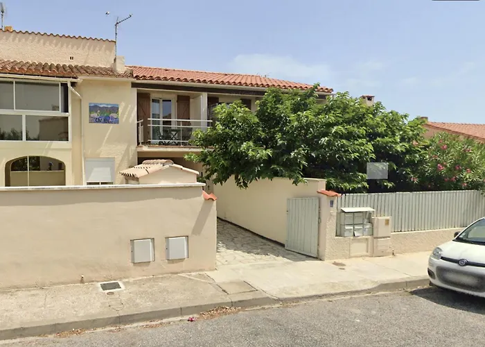 Studio Calme Et Moderne A 300M De La Plage -1-